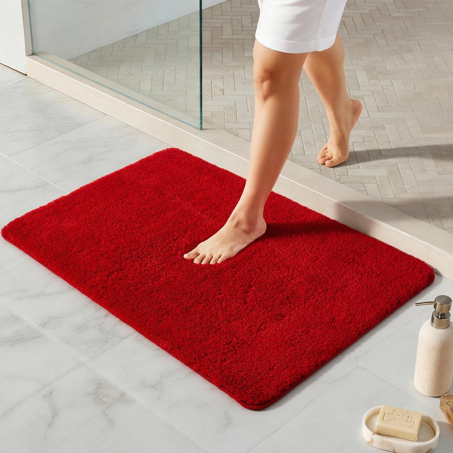 Ultra Soft Absorbent Bath Mat with Rubber Backing