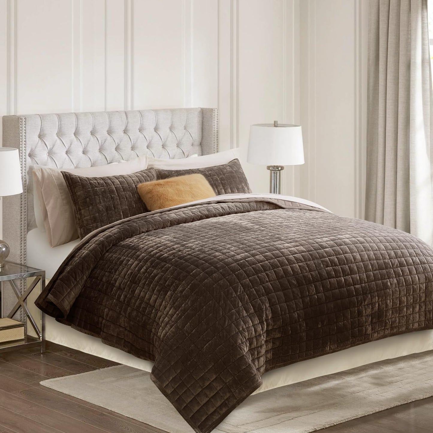 Luxury Velvet Quilt Set with Matching Pillow Shams