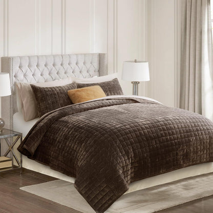 Luxury Velvet Quilt Set with Matching Pillow Shams