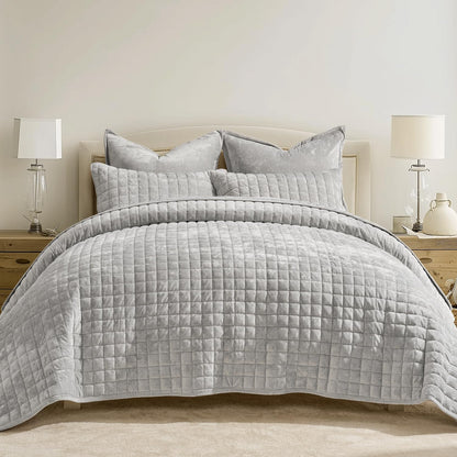 Luxury Velvet Quilt Set with Matching Pillow Shams