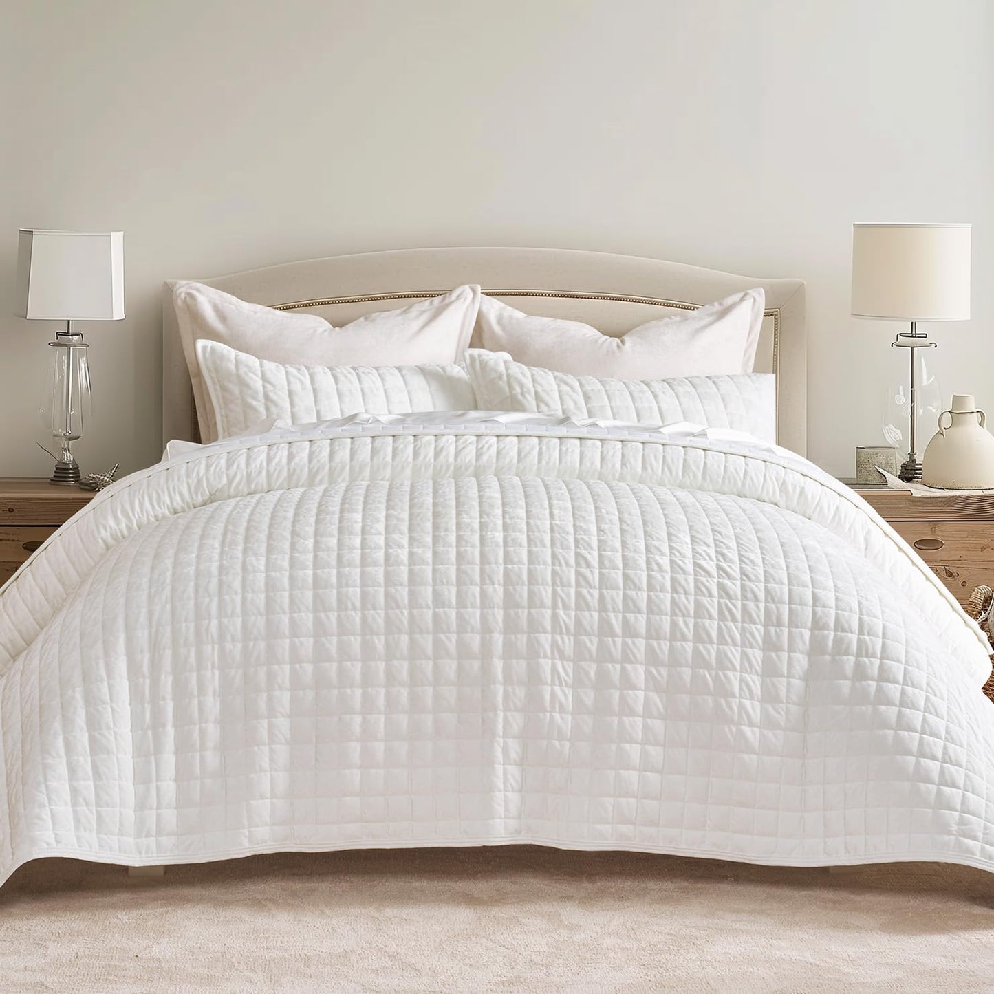 Luxury Velvet Quilt Set with Matching Pillow Shams
