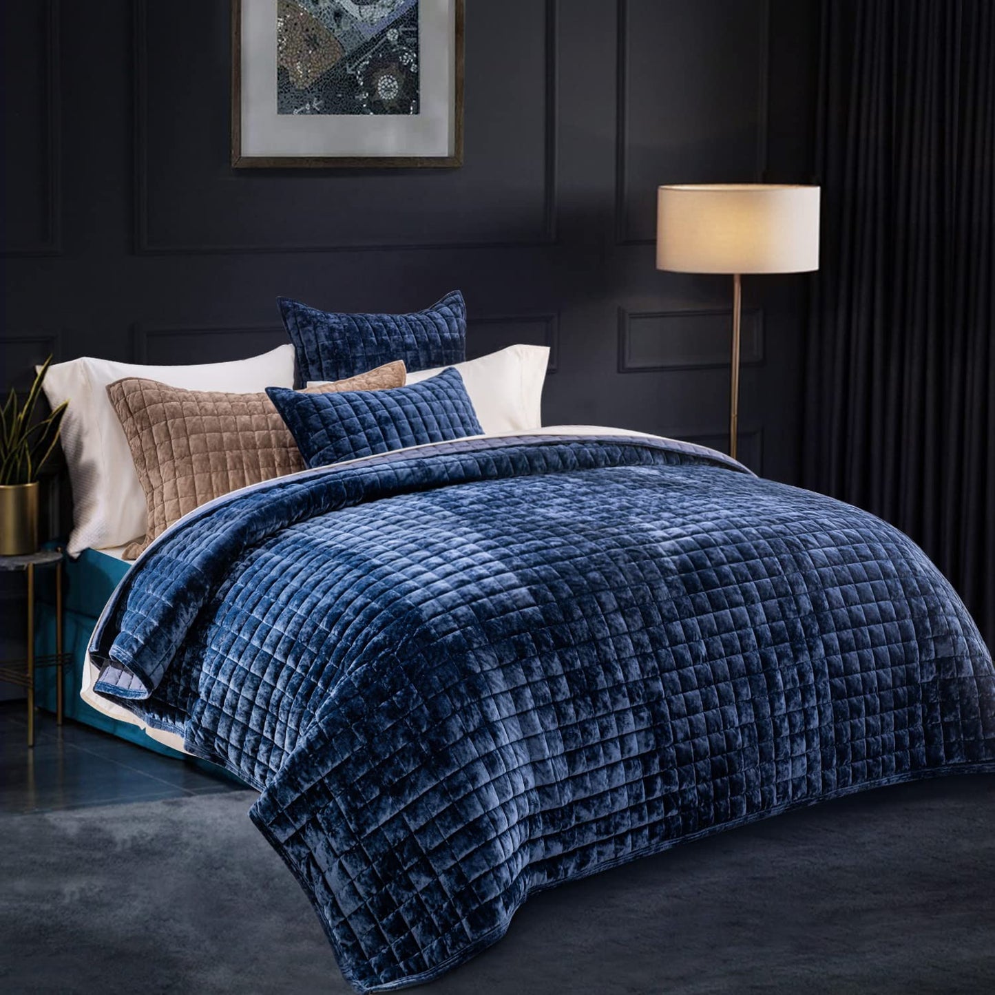 Luxury Velvet Quilt Set with Matching Pillow Shams