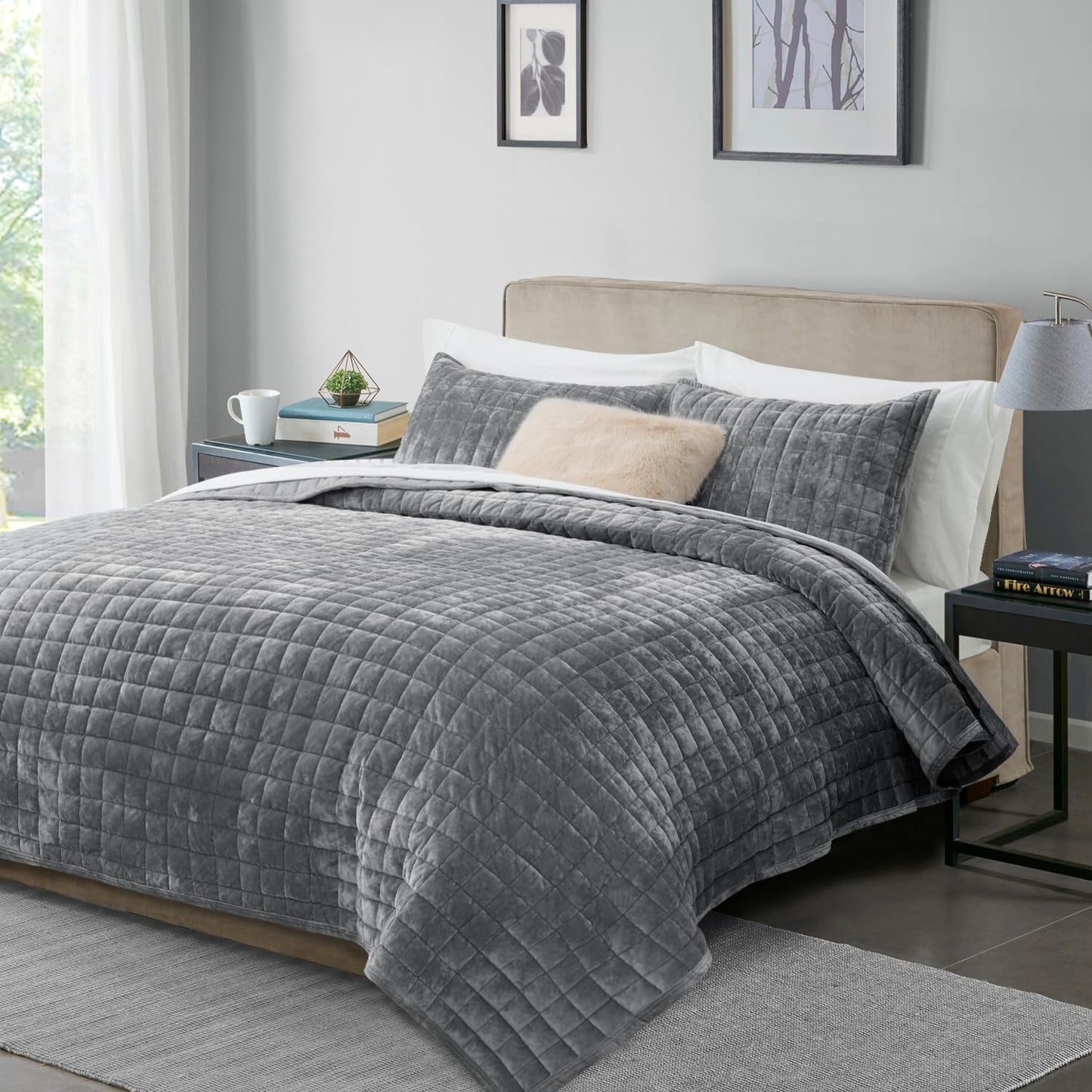 Luxury Velvet Quilt Set with Matching Pillow Shams
