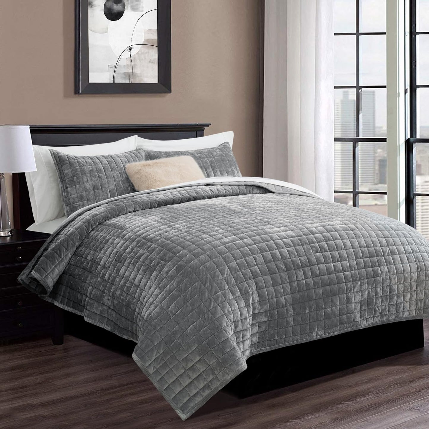Luxury Velvet Quilt Set with Matching Pillow Shams