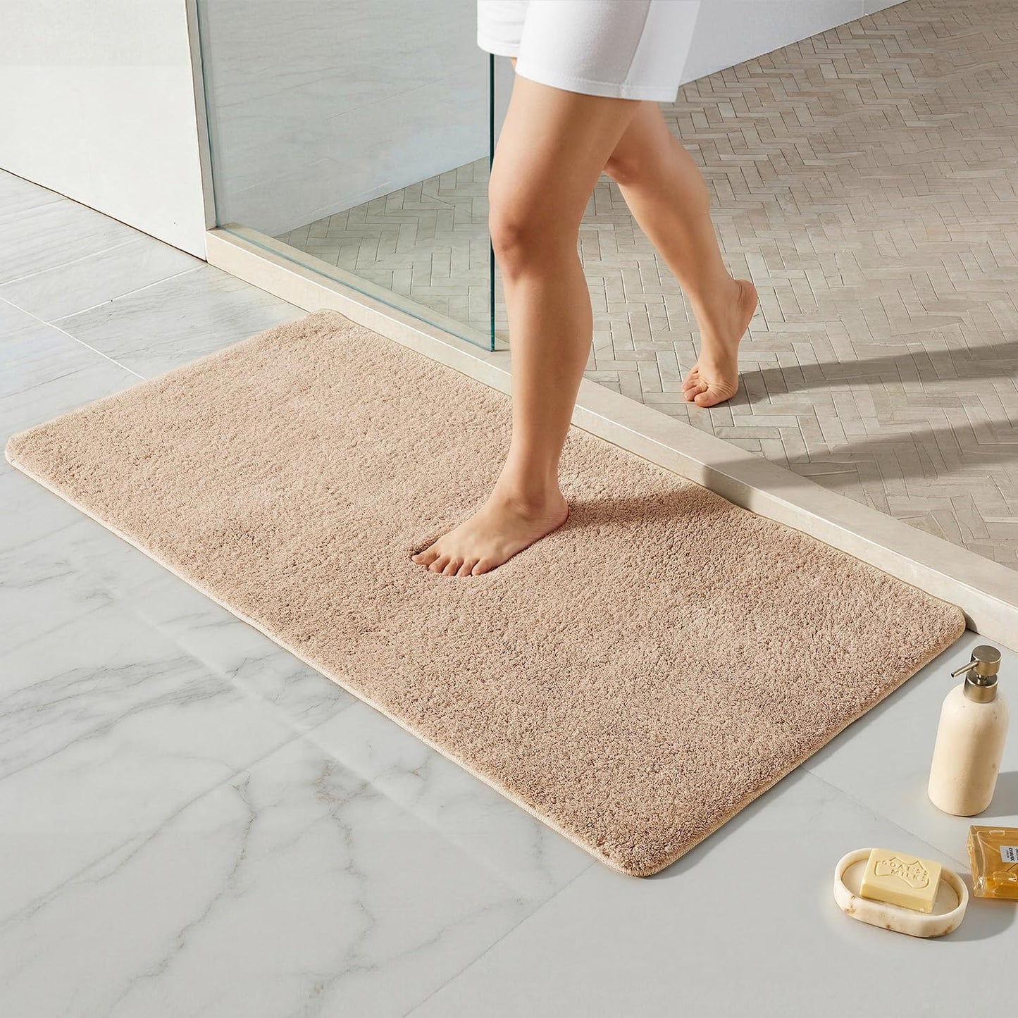 Ultra Soft Absorbent Bath Mat with Rubber Backing