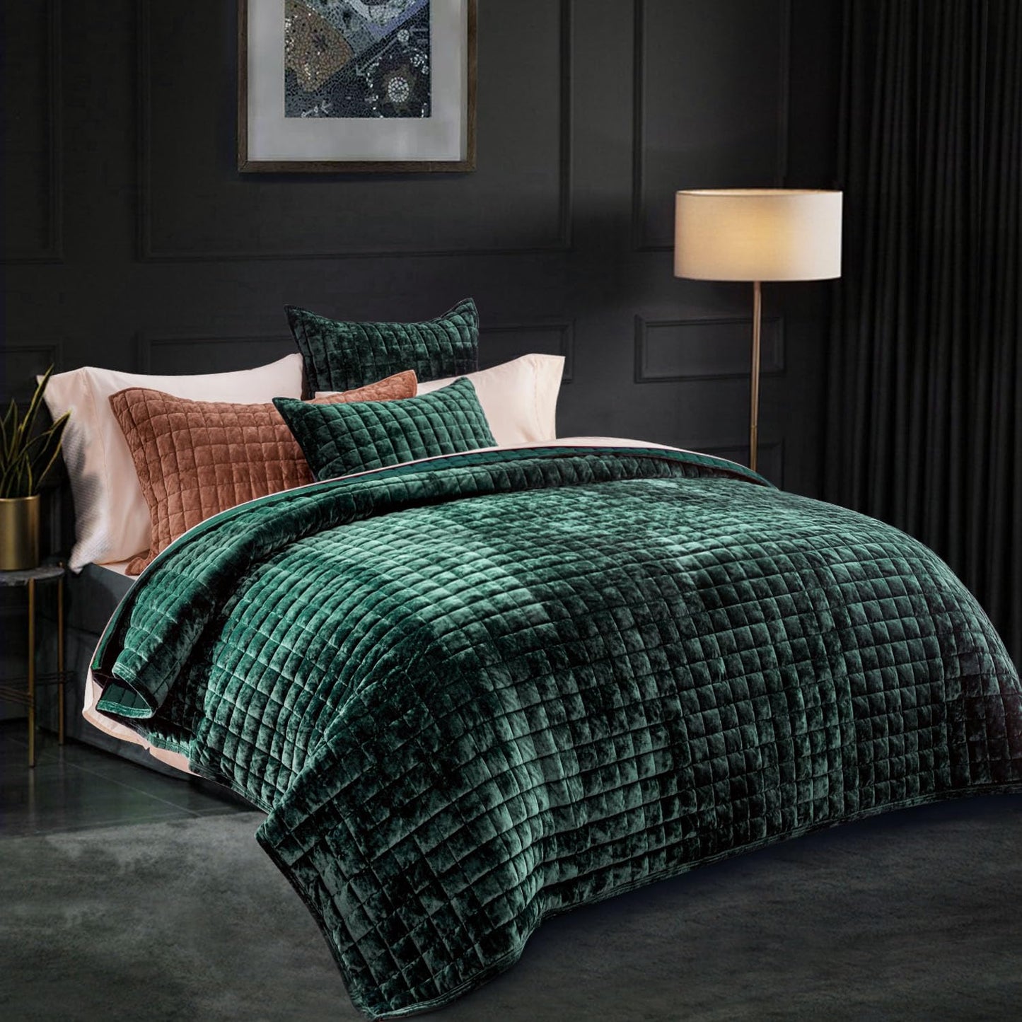 Luxury Velvet Quilt Set with Matching Pillow Shams