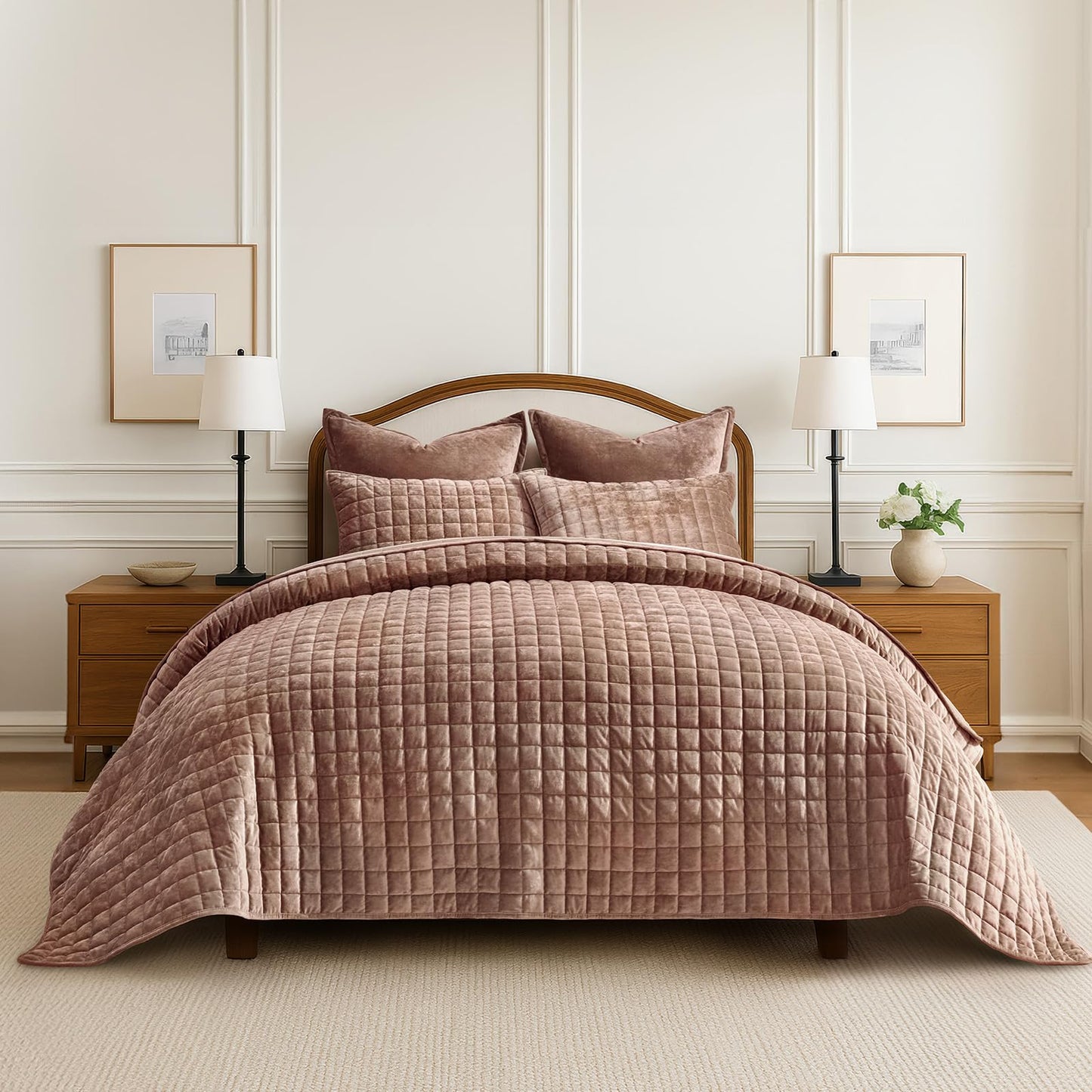 Luxury Velvet Quilt Set with Matching Pillow Shams