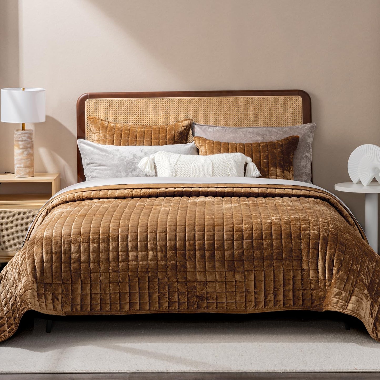 Luxury Velvet Quilt Set with Matching Pillow Shams
