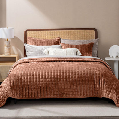 Luxury Velvet Quilt Set with Matching Pillow Shams